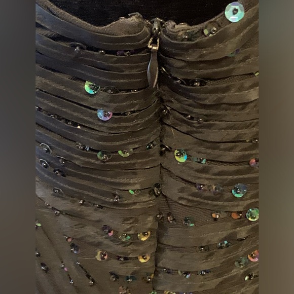 Hong Ni black sequined fringed cocktail dress, v-neck. New w/tags. Beautiful. - Picture 7 of 14